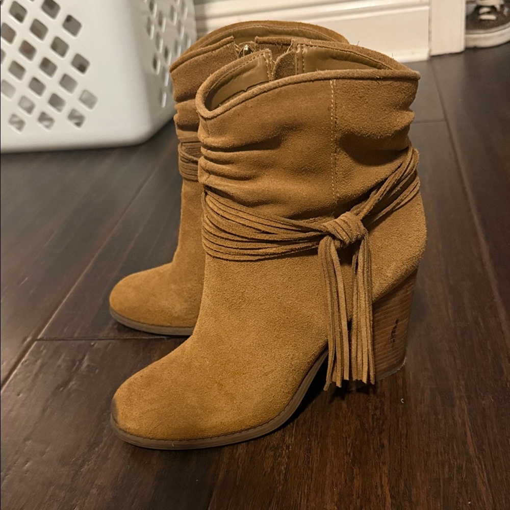 Jessica Simpson Tan Suede Fringe Ankle Heeled Boots